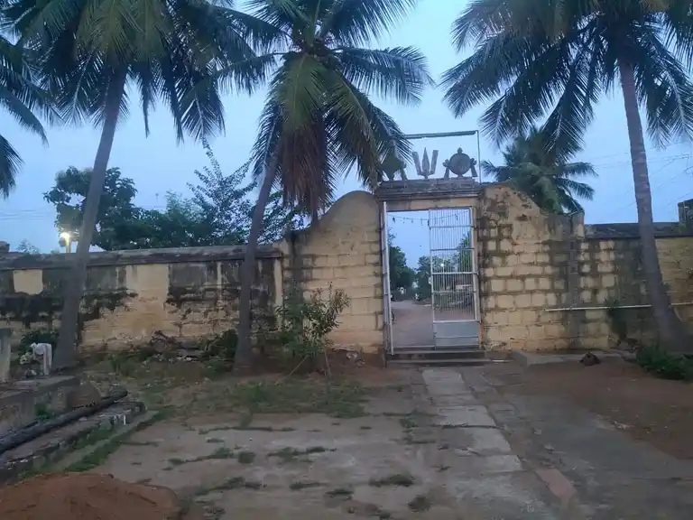 Arulmigu Azhakiya Manavala Perumal Temple, Karaiyur - 630211 Arulmigu Azhakiya Manavala Perumal Temple, Karaiyur - 630211, Sivagangai - Ancient Temple Architecture and History Image 2