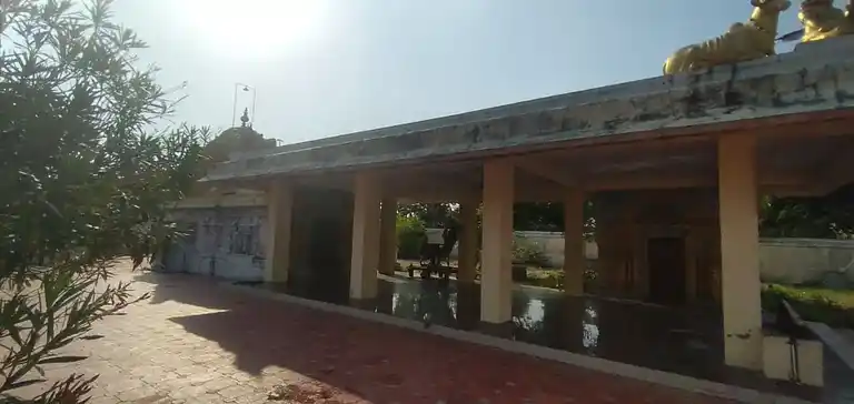 Arulmigu Azhakiyanathar Temple, Thethakudi - 614809 Temple