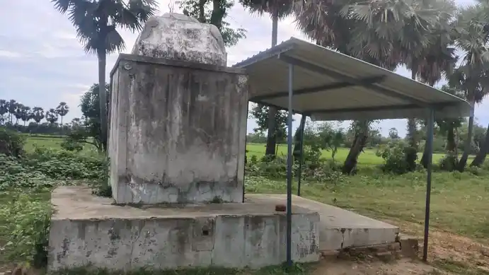 Arulmigu Azugaimoorthyayyanar Temple, Thirukondyeswaram - 610105 அருள்மிக அழகியமூர்த்தி அய்யனார் திருக்கோயில், Thirukondyeswaram - 610105, Thiruvarur - Ancient Temple Architecture and History Image 4