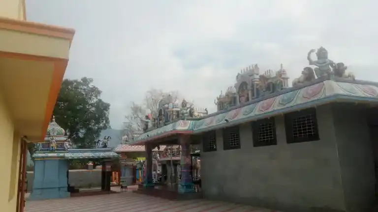 Arulmigu Badrakaliamman, Azhagunachiamman, Vellai Pillaiyar, Pattanam - 637408 Arulmigu Badrakaliamman, Azhagunachiamman, Vellai Pillaiyar, - 637408, Namakkal - Ancient Temple Architecture and History Image 5