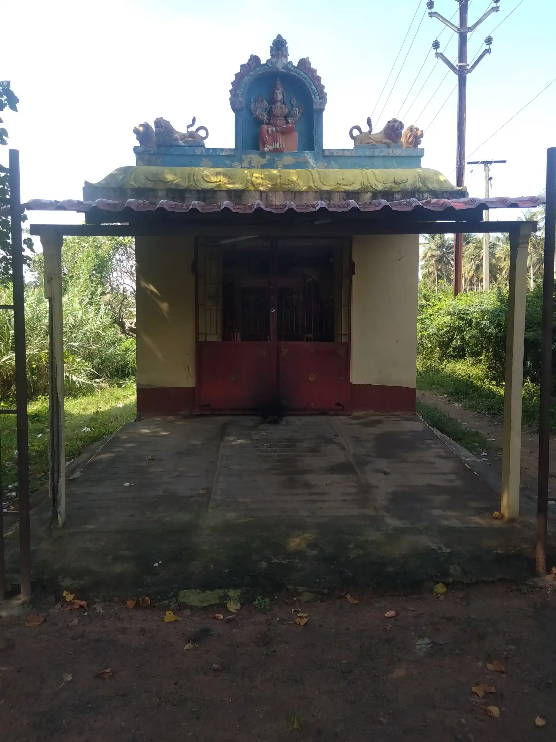 Arulmigu Badrakaliamman Temple, Mamagam - 642109 அருள்மிகு பத்ரகாளியம்மன் திருக்கோயில், Mamagam - 642109, Coimbatore - Ancient Temple Architecture and History Image 2