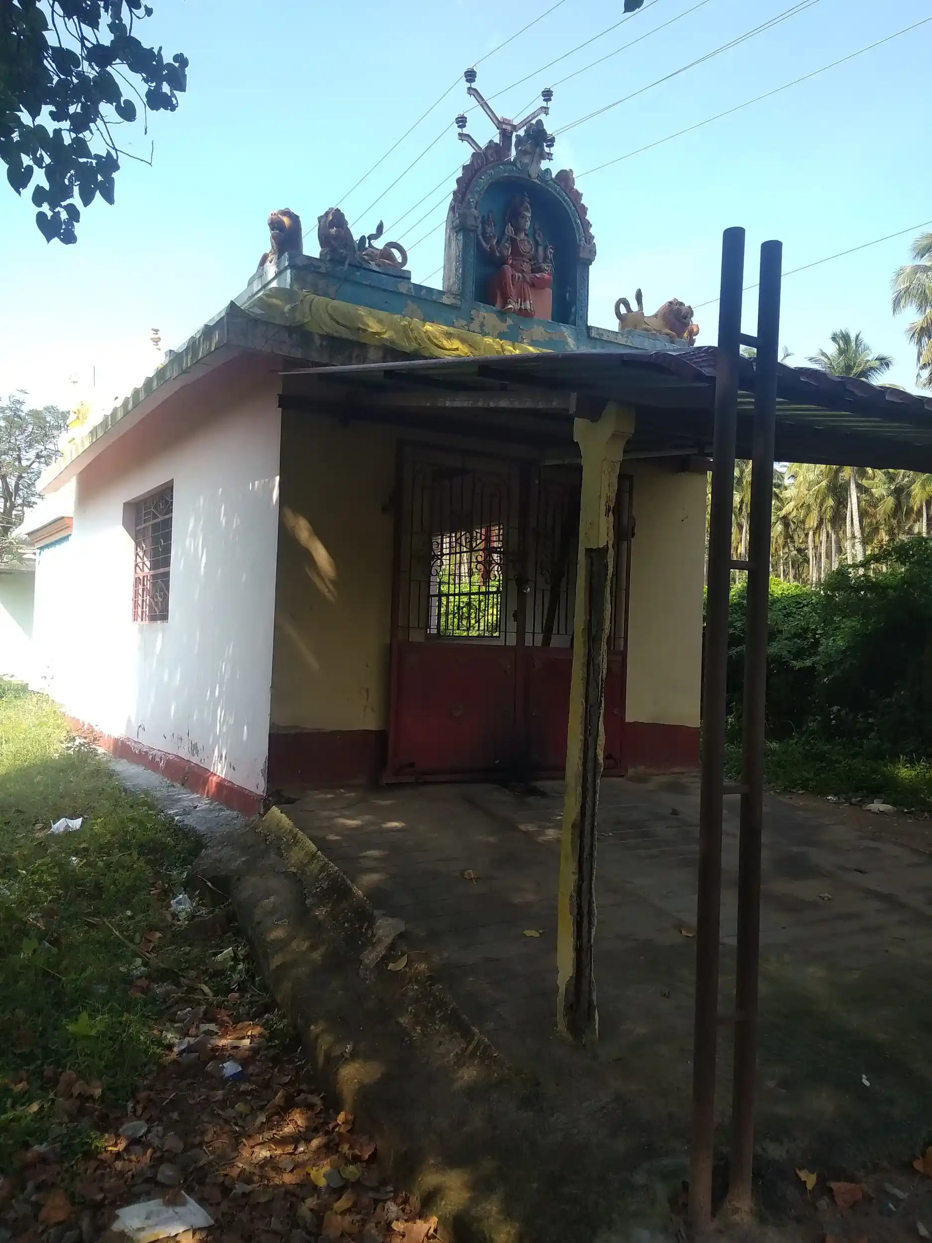 Arulmigu Badrakaliamman Temple, Mamagam - 642109 அருள்மிகு பத்ரகாளியம்மன் திருக்கோயில், Mamagam - 642109, Coimbatore - Ancient Temple Architecture and History Image 3