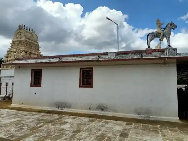 Arulmigu Badrakaliamman Temple, Molipalli - 637201 அருள்மிகு பத்ரகாளியம்மன் திருக்கோயில், Molipalli - 637201, Namakkal - Ancient Temple Architecture and History Image 2