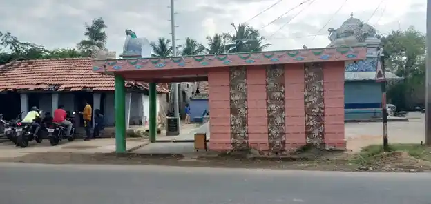 Arulmigu Badrakaliamman Temple, Near Pennagaram Court, Paruvathanahalli - 636810 அருள்மிகு பத்ர காளியம்மன் திருக்கோயில், Near Pennagaram Court, Paruvathanahalli - 636810, Dharmapuri - Ancient Temple Architecture and History Image 3