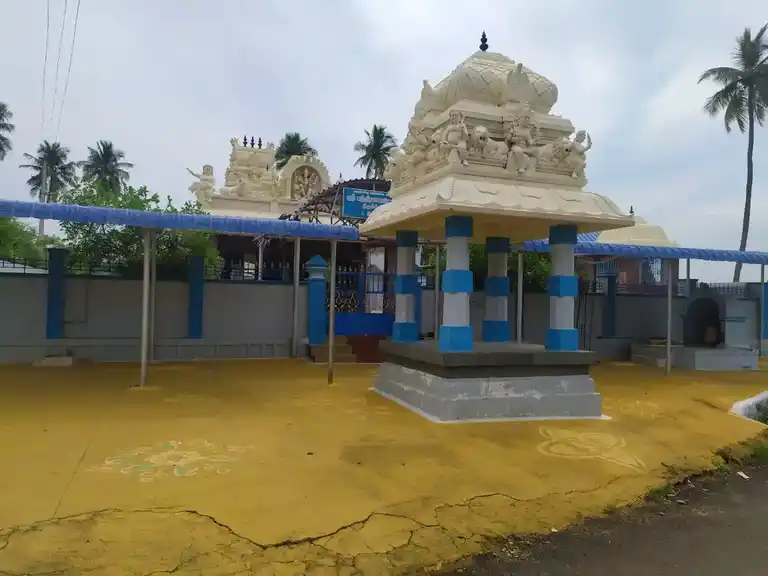 Arulmigu Badrakaliyamman Temple, Sirumolasi - 637209 அருள்மிகு பத்ரகாளியம்மன் திருக்கோயில், Sirumolasi - 637209, Namakkal - Ancient Temple Architecture and History Image 3