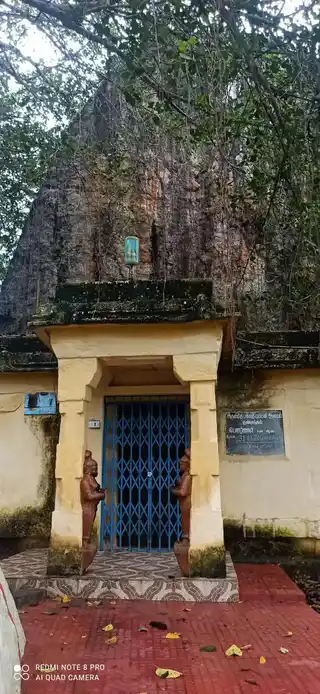 Arulmigu Bagavathi Amman Temple, Kaunnakkal - 629251 அருள்மிகு பகவதி அம்மன் திருக்கோயில், Kaunnakkal - 629251, Kanyakumari - Ancient Temple Architecture and History Image 4