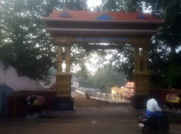 Arulmigu Bagavathi Arulmiguman Temple, Methukummal, Methukummal - 629177 Temple