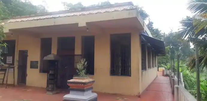 Arulmigu Bagavathi Temple, Andukodu, Anducode - 629170 Arulmigu Bagavathi Temple, Andukodu, அண்டுகோடு - 629170, Kanyakumari - Ancient Temple Architecture and History Image 5