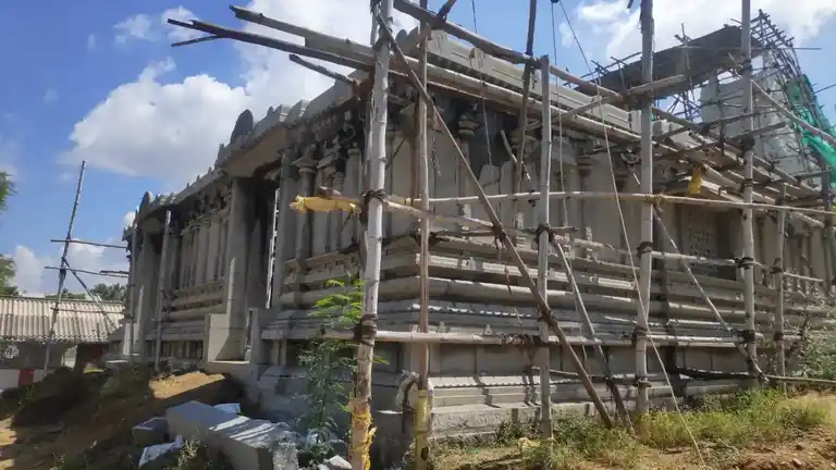 Arulmigu Bagavathiamman Alagunachiammn Temple, Akilandapuram - 638701 அருள்மிகு பகவதியம்மன் அழகுநாச்சியம்மன் திருக்கோயில், அகிலாண்டபுரம் - 638701, Tiruppur - Ancient Temple Architecture and History Image 2