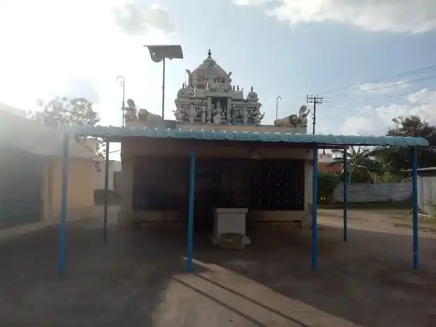Arulmigu Bagavathiamman Aravandiamman Temple, Thipramahadevi - 637409 அருள்மிகு பகவதியம்மன் மற்றும் அரவாண்டியம்மன் திருக்கோயில், Thipramahadevi - 637409, Namakkal - Ancient Temple Architecture and History Image 5
