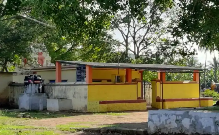Arulmigu Bagavathiamman Temple, Kandiyoor, Kemmarampalayam - 641104 அருள்மிகு பகவதியம்மன் திருக்கோயில், Kandiyoor, Kemmarampalayam - 641104, Coimbatore - Ancient Temple Architecture and History Image 3