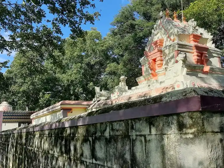 Arulmigu Bagavathiamman Temple, Kandiyoor, Kemmarampalayam - 641104 அருள்மிகு பகவதியம்மன் திருக்கோயில், Kandiyoor, Kemmarampalayam - 641104, Coimbatore - Ancient Temple Architecture and History Image 4