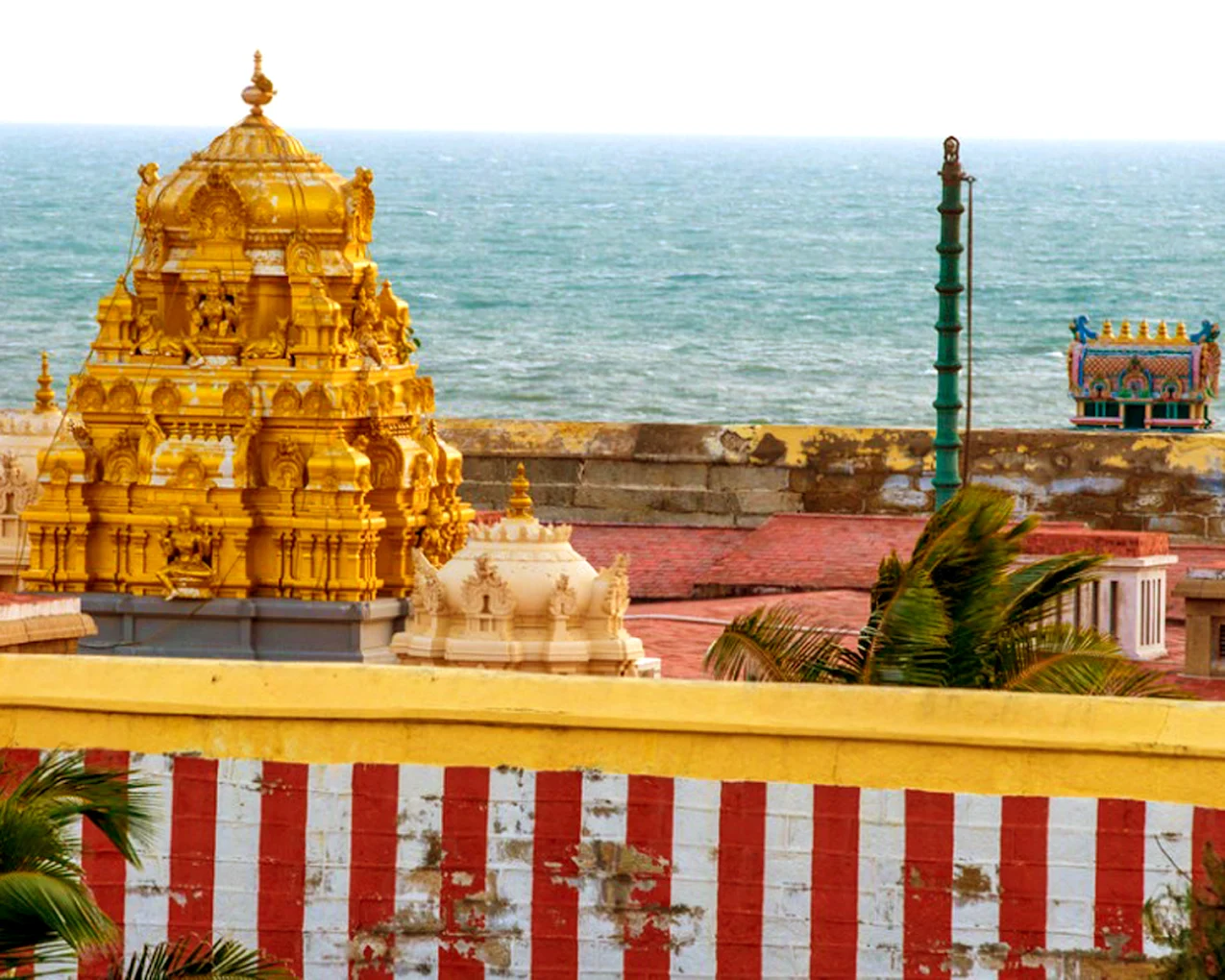 அருள்மிகு பகவதியம்மன் திருக்கோயில், Kanyakumari - 629702