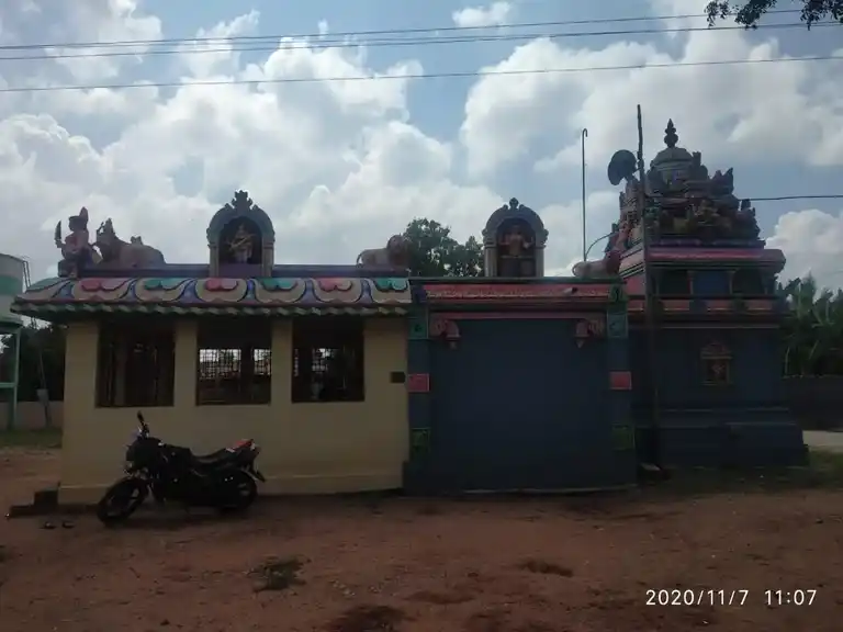 Arulmigu Bagavathiyamman Temple, Aavipatti - 621306 Arulmigu Bagavathiyamman Temple, Aavipatti - 621306, Thiruchirappalli - Ancient Temple Architecture and History Image 2