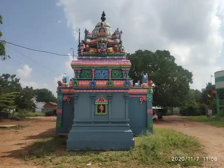 Arulmigu Bagavathiyamman Temple, Aavipatti - 621306 Arulmigu Bagavathiyamman Temple, Aavipatti - 621306, Thiruchirappalli - Ancient Temple Architecture and History Image 4