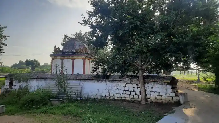 Arulmigu Bagavathiyamman Temple, Eruthuppatti - 622101 அருள்மிகு பகவதியம்மன் திருக்கோயில், Eruthuppatti - 622101, Pudukkottai - Ancient Temple Architecture and History Image 2