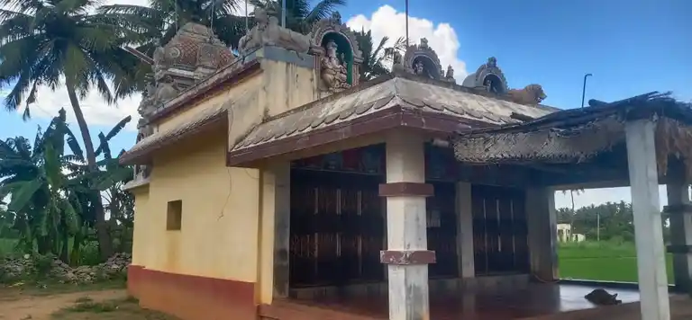 Arulmigu Bagavathiyamman Temple, Karungamadai - 621211 Arulmigu Bagavathiyamman Temple, கருக்குமடை - 621211, Thiruchirappalli - Ancient Temple Architecture and History Image 4