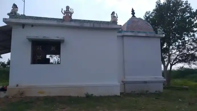 Arulmigu Bagavathiyamman Temple, Mullippadi - 639001