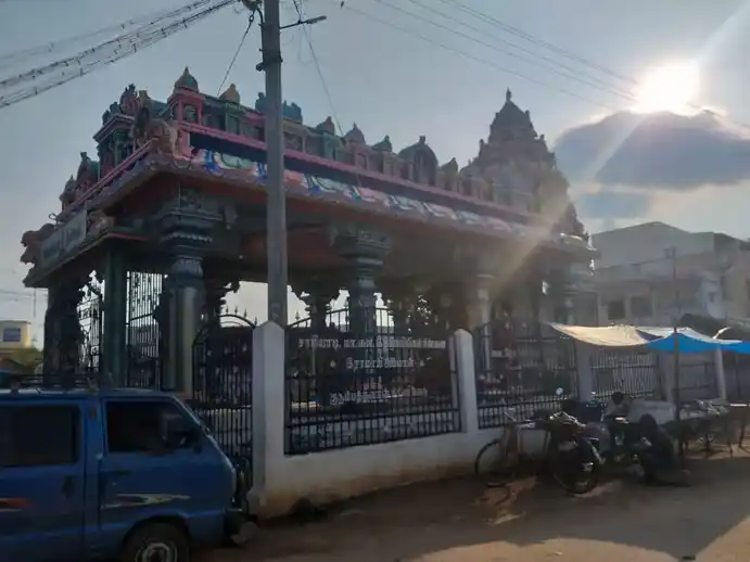 Arulmigu Bagavathiyamman Temple, Tharagampatty - 639007 அருள்மிகு பகவதியம்மன் திருக்கோயில், Tharagampatty - 639007, Karur - Ancient Temple Architecture and History Image 3
