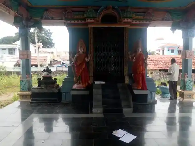 Arulmigu Bahavathiamman Temple, Kasipalayam, Kodumudi - 638152 அருள்மிகு பகவதியம்மன் திருக்கோயில், காசிபாளையம், Kodumudi - 638152, Erode - Ancient Temple Architecture and History Image 2