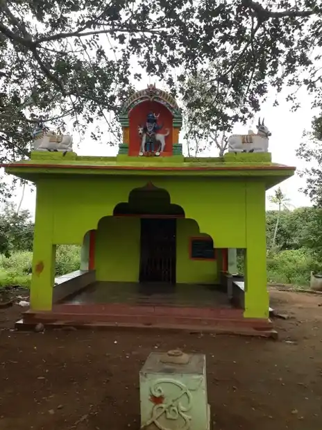 Arulmigu Bairadevar Temple, U. Kothapalli - 635113 அருள்மிகு பைரவதேவர் திருக்கோயில், U. Kothapalli - 635113, Krishnagiri - Ancient Temple Architecture and History Image 4