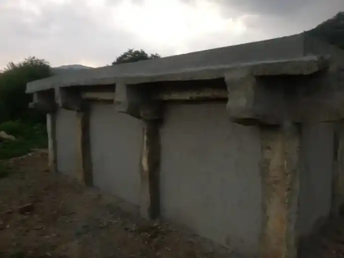 Arulmigu Bairavaswamy Temple, Devarakundani - 635121 அருள்மிகு பைரவசாமி திருக்கோயில், Devarakundani - 635121, Krishnagiri - Ancient Temple Architecture and History Image 3