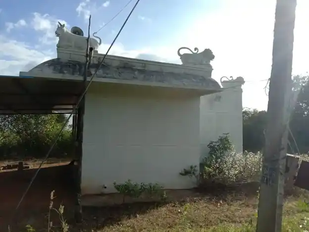 Arulmigu Bairavaswamy Temple, Enusonai - 635117 அருள்மிகு பைரவசாமி திருக்கோயில், Enusonai - 635117, Krishnagiri - Ancient Temple Architecture and History Image 4