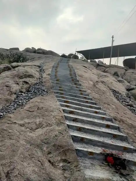 Arulmigu Bairavaswamy Temple, Veeramalai - 635204 அருள்மிகு பைரவ சுவாமி திருக்கோயில், Veeramalai - 635204, Krishnagiri - Ancient Temple Architecture and History Image 4