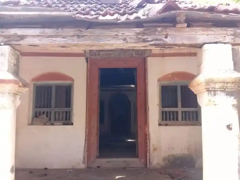 Arulmigu Bajananimariamman Temple, Devarayapuram - 642109 அருள்மிகு பஜனை மாரியம்மன் திருக்கோயில், Devarayapuram - 642109, Coimbatore - Ancient Temple Architecture and History Image 4