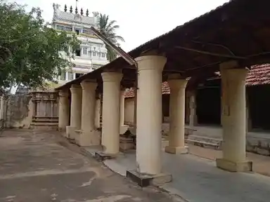 Arulmigu Bakthalalitheeswarar Temple, Ambukovil, Karambakudi Taluk - 622302 அருள்மிகு பக்தலலிதீஸ்வரர் திருக்கோயில், அம்புக்கோவில், கறம்பக்குடி வட்டம் - 622302, Pudukkottai - Ancient Temple Architecture and History Image 3