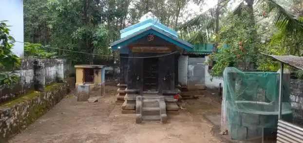 Arulmigu Bakthapriyam Temple, Thirparappu, Thumbacode - 629161 Arulmigu Bakthapriyam Temple, Thirparappu, தும்பகோடு - 629161, Kanyakumari - Ancient Temple Architecture and History Image 2