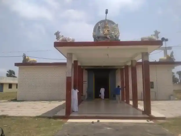 Arulmigu Baktharkula Mariamman Temple, Agasthiyampalli - 614810 அருள்மிகு பக்தர்குலம் மாரியம்மன் திருக்கோயில், அகஸ்தியம்பள்ளி - 614810, Nagapattinam - Ancient Temple Architecture and History Image 4