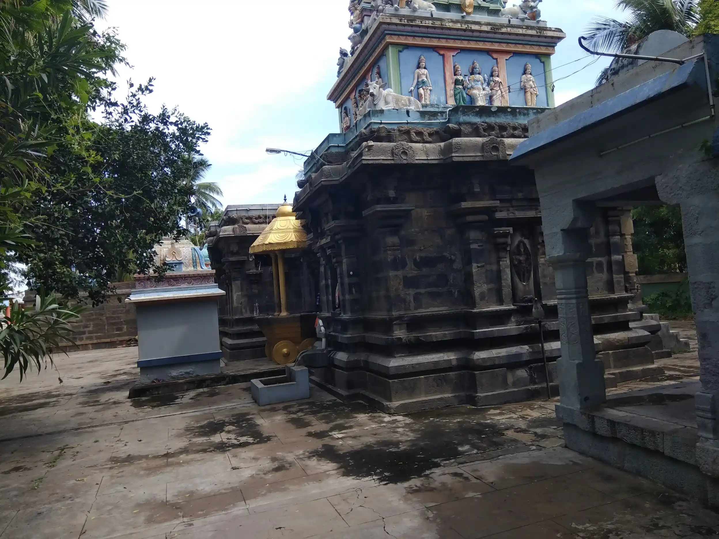 Arulmigu Bakthawathchaleswarar Anantha Badmanabha Perumal Temple, Sirugamani, Sirugamani - 639115 அருள்மிகு பக்தவத்சலேஸ்வரர் மற்றும் அனந்த பத்மநாதபெருமாள் திருக்கோயில், Sirugamani, Sirugamani - 639115, Thiruchirappalli - Ancient Temple Architecture and History Image 4