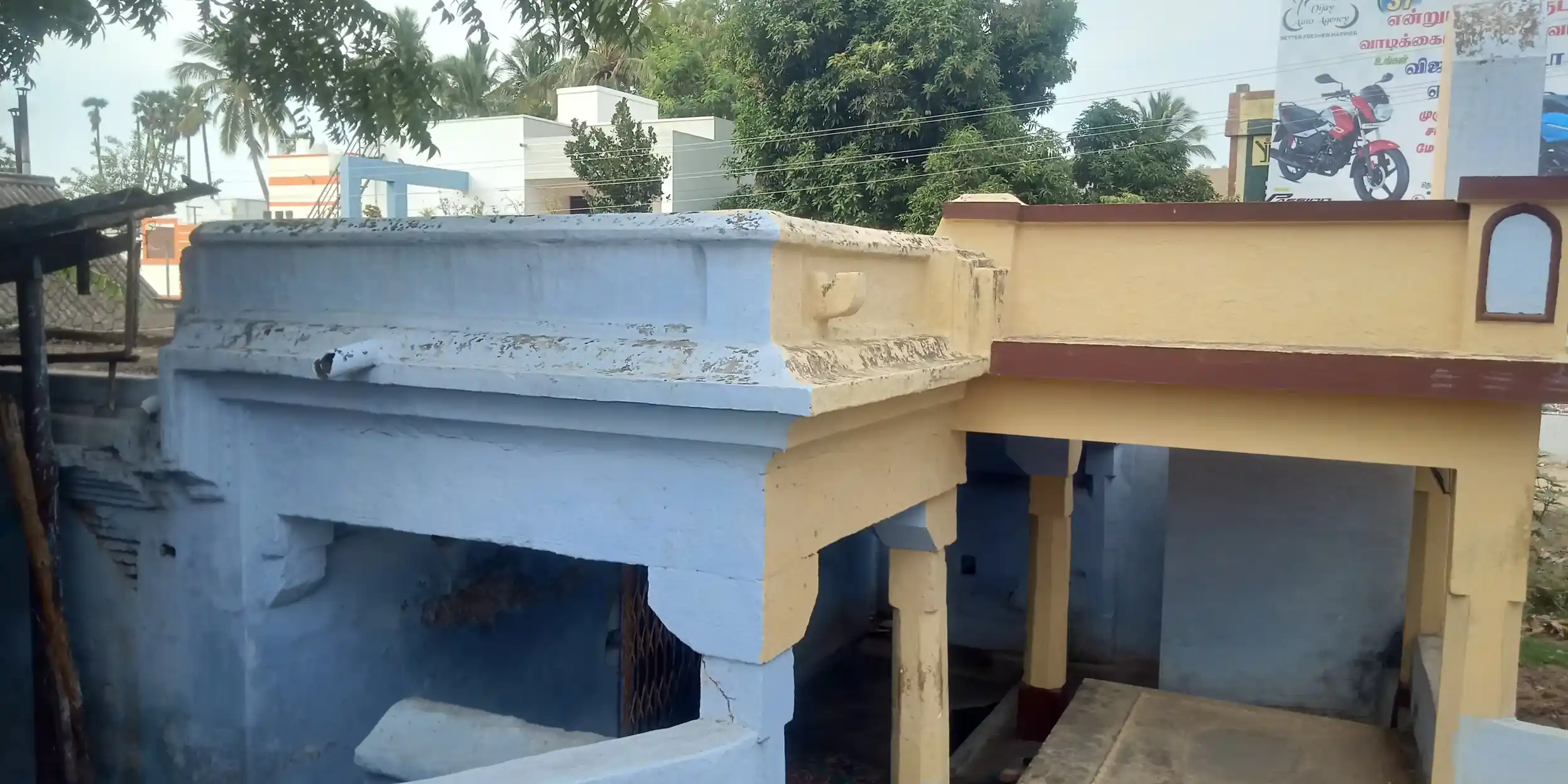 Arulmigu Bala Subramaniya Swamy Temple, Kulavanikkarpuram, Palayamkottai - 627002 அருள்மிகு பாலசுப்பிரமணிய சுவாமி திருக்கோயில், Kulavanikkarpuram, Palayamkottai - 627002, Tirunelveli - Ancient Temple Architecture and History Image 2