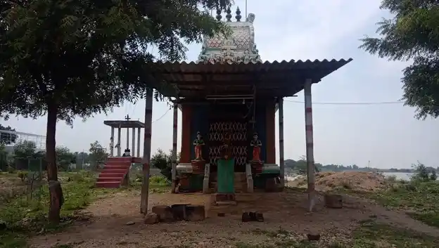 Arulmigu Bala Sundara Vinayagar Perumal (A) Varadharajaperumal Temple, K.Kumareddiapuram - 628907 அருள்மிகு பாலசுந்தர விநாயகர் பெருமாள் என்ற வரதராஜப்பெருமாள் திருக்கோயில், K.Kumareddiapuram - 628907, Thoothukudi - Ancient Temple Architecture and History Image 3