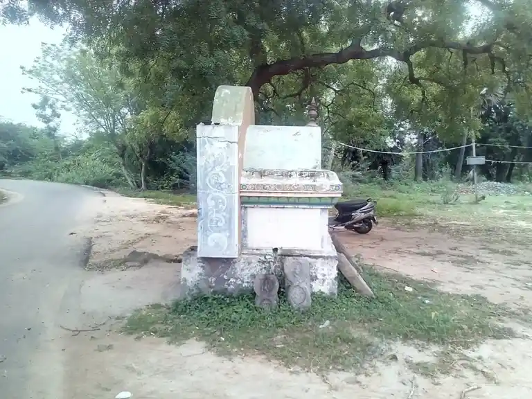 Arulmigu Balachandra Vinayagar Temple, Vellur - 621316 அருள்மிகு பாலசந்திரவிநாயகர் திருக்கோயில், Vellur - 621316, Pudukkottai - Ancient Temple Architecture and History Image 4