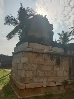 Arulmigu Balapureeswarar Temple, Kovilur, Alangudi Taluk - 622301 அருள்மிகு பாலபுரீஸ்வரர் திருக்கோயில், கோவிலூர், ஆலங்குடி வட்டம் - 622301, Pudukkottai - Ancient Temple Architecture and History Image 2