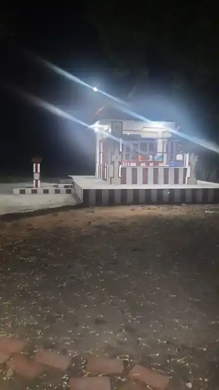 Arulmigu Balasubiramaniya Samy Temple, Perunaali - 623115 அருள்மிகு பாலசுப்பிரமணியசாமி திருக்கோயில், Perunaali - 623115, Ramanathapuram - Ancient Temple Architecture and History Image 2