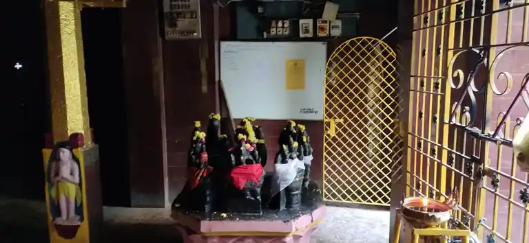 Arulmigu Balasubra Maniya Swamy Temple, Komaleeswaran Pettai, Chennai - 600002 அருள்மிகு பாலசுப்பிரமணிய சுவாமி திருக்கோயில், கோமளீஸ்வரன் பேட்டை, சென்னை - 600002, Chennai - Ancient Temple Architecture and History Image 2