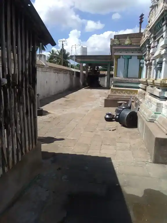 Arulmigu Balasubramania Swamy Temple, Manjavayal - 614613 அருள்மிகு பாலசுப்பிரமணியசுவாமி திருக்கோயில், Manjavayal - 614613, Thanjavur - Ancient Temple Architecture and History Image 4
