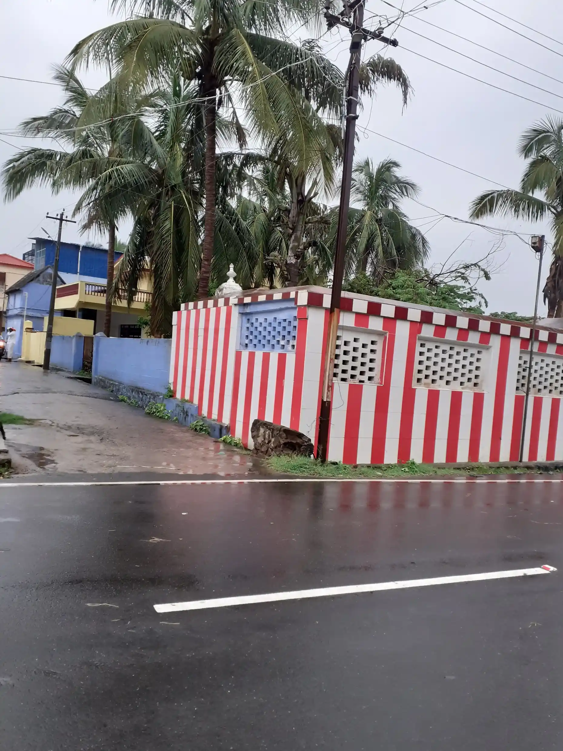 Arulmigu Balasubramaniyasamy Temple, Near Mounasamy Madam, Kasimajerpuram - 627806 அருள்மிகு பாலசுப்பிரமணியசுவாமி திருக்கோயில், -, Kasimajerpuram - 627806, Tenkasi - Ancient Temple Architecture and History Image 2