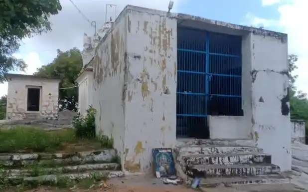 Arulmigu Balasubramaniyaswamy Temple, Manampoondi - 605759 அருள்மிகு பாலசுப்ரமணியசுவாமி திருக்கோயில், Manampoondi - 605759, Viluppuram - Ancient Temple Architecture and History Image 3