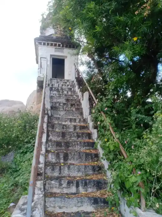 Arulmigu Balasubramaniyaswamy Temple, Manampoondi - 605759 அருள்மிகு பாலசுப்ரமணியசுவாமி திருக்கோயில், Manampoondi - 605759, Viluppuram - Ancient Temple Architecture and History Image 9