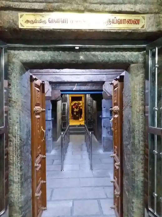 Arulmigu Balasubramaniyaswamy Temple, Thenkarai, Periyakulam - 625601 அருள்மிகு பாலசுப்பிரமணிய சுவாமி திருக்கோயில், தென்கரை, பெரியகுளம் - 625601, Theni - Ancient Temple Architecture and History Image 4