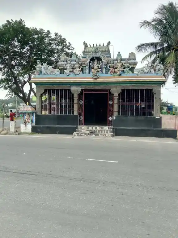 Arulmigu Balasundara Vinayagar Temple, Muppathuvetti - 632503 அருள்மிகு பாலசுந்தர விநாயகர் திருக்கோயில், முப்பதுவெட்டி - 632503, Ranipet - Ancient Temple Architecture and History Image 3