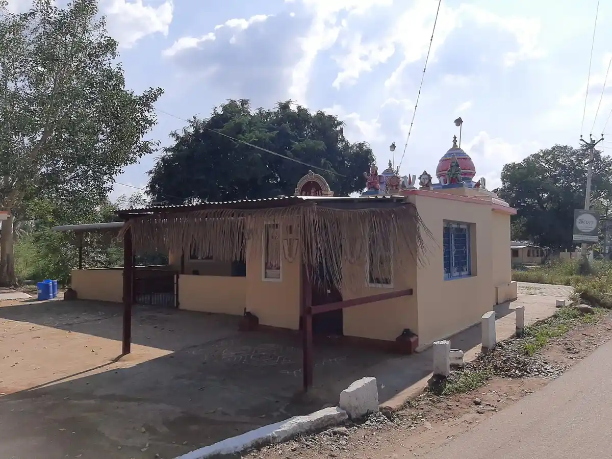 Arulmigu Balavinayagar Temple, Mylampatty - 641062 அருள்மிகுபாலவிநாயகர் திருக்கோயில், Mylampatty - 641062, Coimbatore - Ancient Temple Architecture and History Image 9