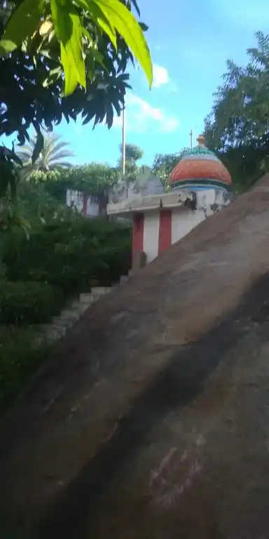 Arulmigu Banda Aancheneyar Temple, Hosur - 635105 Arulmigu Banda Aancheneyar Temple, Hosur - 635105, Krishnagiri - Ancient Temple Architecture and History Image 3