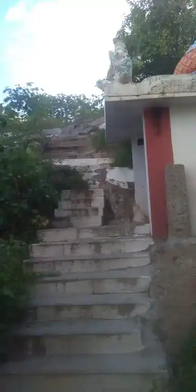 Arulmigu Banda Aancheneyar Temple, Hosur - 635105 Arulmigu Banda Aancheneyar Temple, Hosur - 635105, Krishnagiri - Ancient Temple Architecture and History Image 4