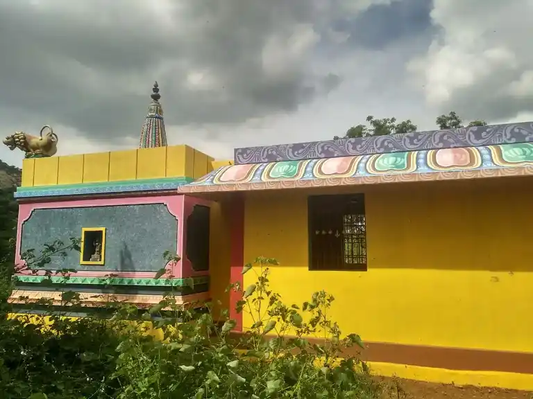 Arulmigu Bandhiyamman Temple, Chikkapuvathi, Doddapuvathi - 635122 Temple