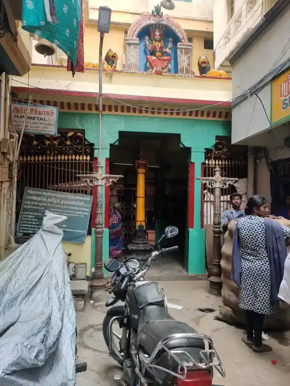 Arulmigu Bangaru Amman Temple, Wall Tax Road, Chennai - 600003 அருள்மிகு பங்காரம்மன் திருக்கோயில், வால் டாக்ஸ் ரோடு, சென்னை - 600003, Chennai - Ancient Temple Architecture and History Image 2
